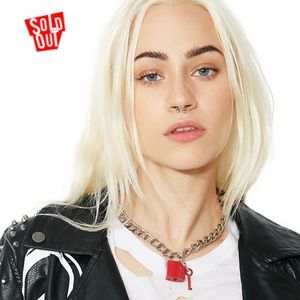 🖤PRISONER OF MY MIND DOLLS KILL NECKLACE🖤